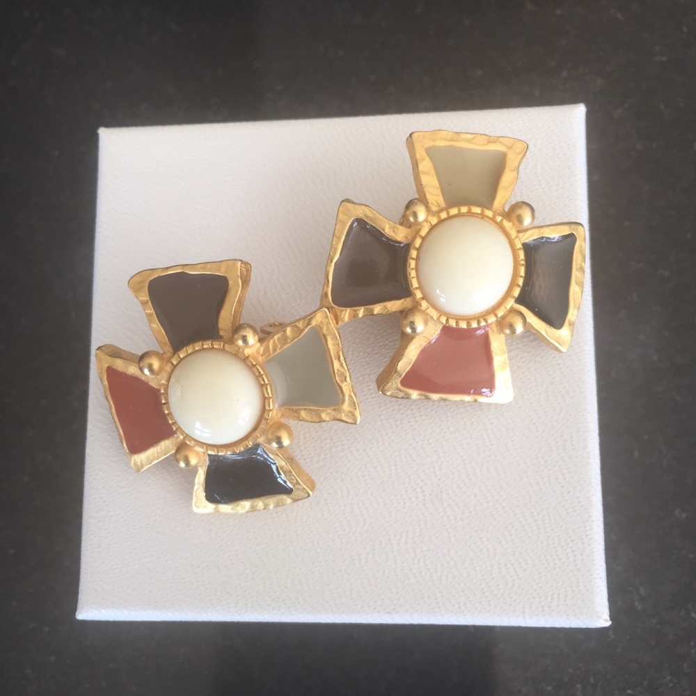 GIFTED❤️VINTAGE CUSTOM EARRINGS 🎊HP - Picture 2 of 7